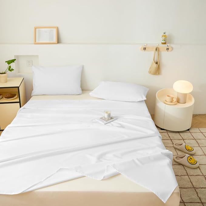 WenBags Lightweight Waterproof Flat Sheet 90 * 98 Inches King Size-Mattress Protector for Bed & Couch, Pet Hair Resistant Cover Ideal for Dogs & Cats, Perfect for Hotels & Hospitals(White)