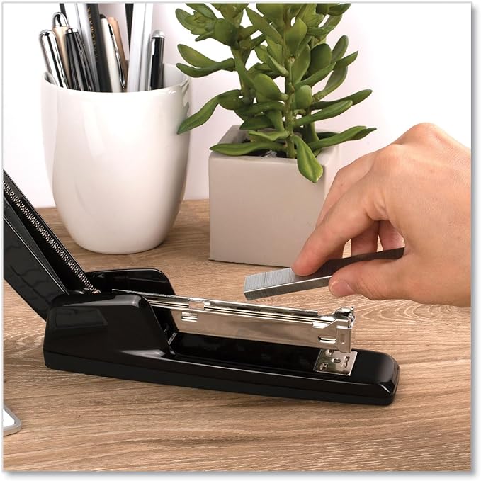 Swingline Staplers, 747 Iconic Desk Staplers, Antimicrobial, 25 Sheet Paper Capacity, Heavy Duty Staplers for Office Desktop or Home Office Supplies, Black, 2 Pack (74741) (S7074741AZ)