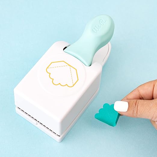 We R Memory Keepers Paper Punch- Scallop, Punches Paper Score Tools Safe Projects Art Crafts Sewing Scrapbooking Journaling Printmaking Papers Craft Office Home Card Stock DIY Card Making