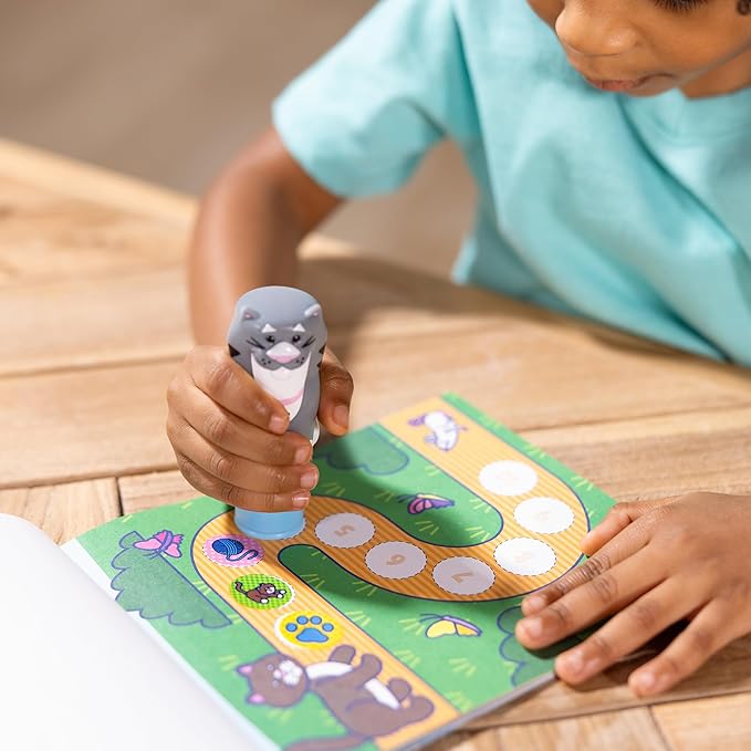 Melissa & Doug Sticker Wow!™ 24-Page Activity Pad and Sticker Stamper, 300 Stickers, Arts and Crafts Fidget Toy Collectible Character – Cat - for Kids Ages 3+ - FSC Certified