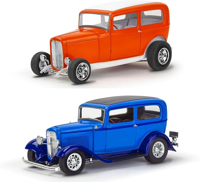 Revell 14553 '32 Ford Tudor Sedan 2'N1 1:25 Scale 188-Piece Skill Level 4 Model Building Kit