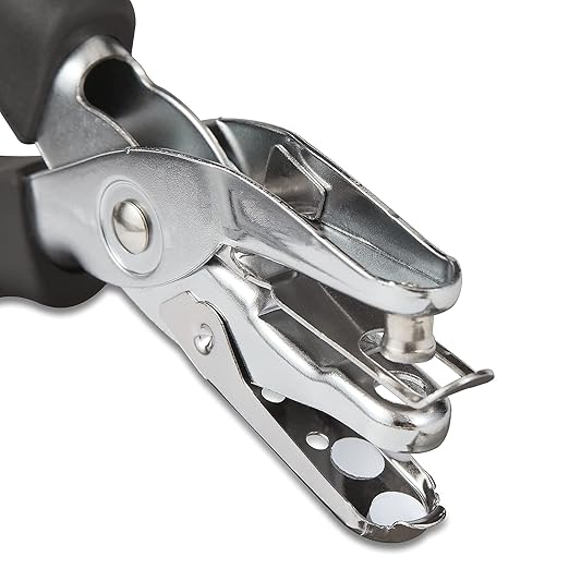 Staples Premium 1‑Hole Punch, 5‑Sheet Capacity – Metal Single‑Hole Punch