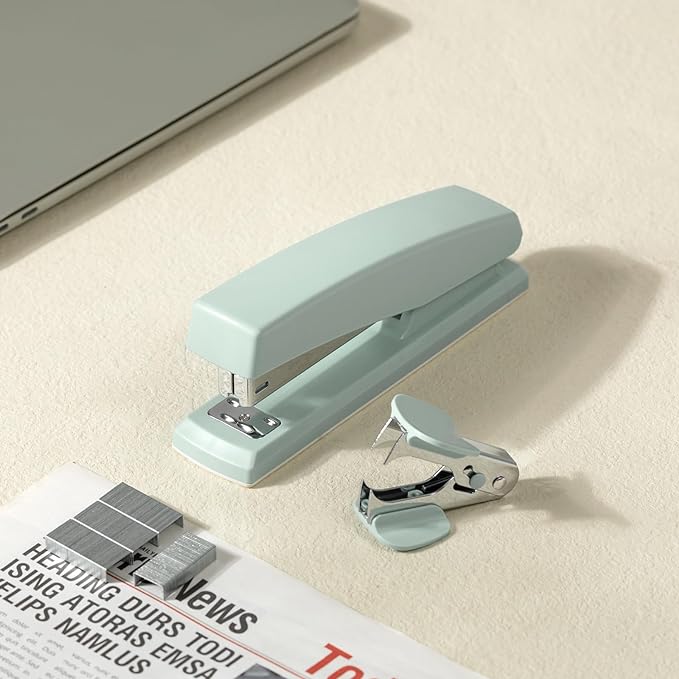 Deli Stapler, Desktop Stapler, Office Staplers, 25 Sheet Capacity, Includes 1000 Staples and Staple Remover, Green