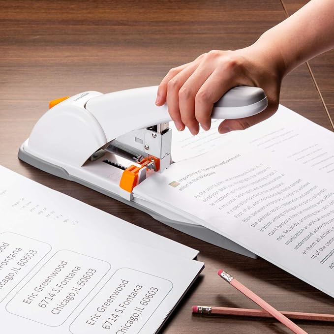 Amazon Basics Heavy Duty Stapler, 130 Sheets High Capacity, Large Office Stapler with 1000 Staples, White