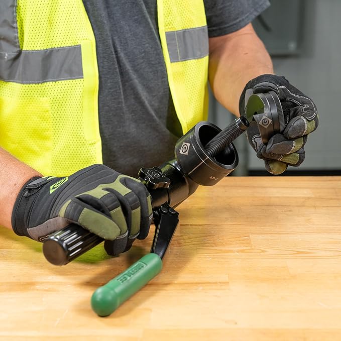 Greenlee 7906SB 8-Ton Hydraulic Knockout Punch Kit with Quick Draw 90 Knockout Driver, 1/2" to 2" Slug-Buster Punches, Dies, and Short Hydraulic Draw Studs
