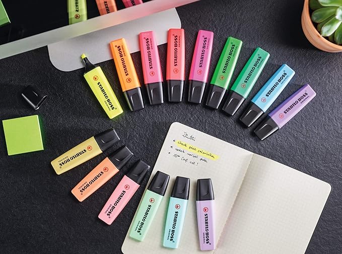 STABILO Highlighter BOSS ORIGINAL - Pack of 4 - Yellow, Orange, Green, Pink, Chisel Tip, Anti-Dry Out Technology