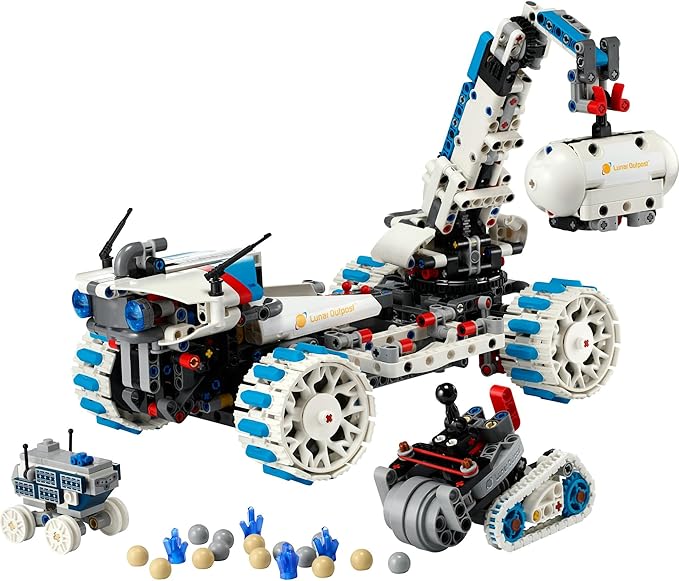 Lego 42211 Technic, Lunar Outpost(R) Moon Explorer Car, Toy, Birthday Gift, Blocks, Boys, Girls, Kids, 10, 11, 12 Years, Elementary School, Space Science