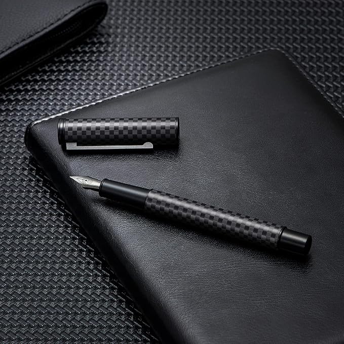 Hongdian Black Carbon Fiber Fountain Pen, Bent Nib Fude Pen for Calligraphy Writing (Fine to Broad) with Converter and Metal Pen Box Set