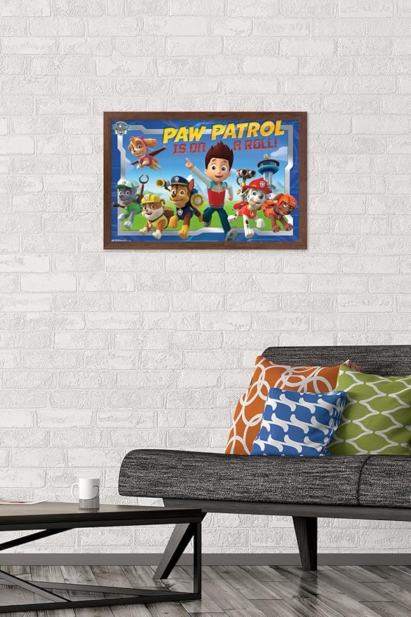 Nickelodeon Paw Patrol - Crew Wall Poster, 22.4L" x 14.7W", Mahogany Framed Version