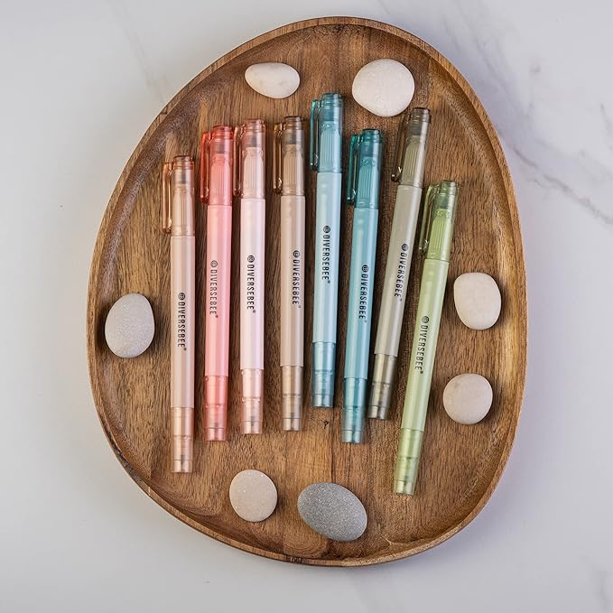DIVERSEBEE Dual Tip Bible Highlighters and Pens No Bleed, 8 Pack Assorted Colors Quick Dry Highlighters Set, Cute Markers, Bible Study Journaling School Office Supplies and Accessories (Earthy)