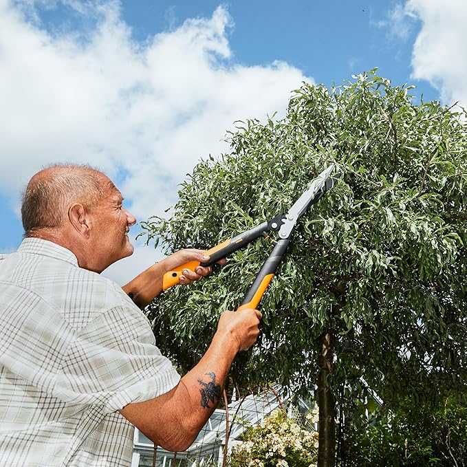 Fiskars 23" Hedge Shears, Hedge Clippers with PowerGear2 Technology that Multiplies Power for Less Effort, Garden Shears with SoftGrip Handles and Shock-Absorbing Bumpers