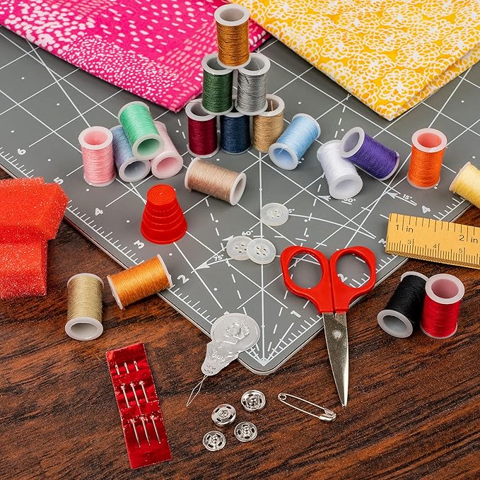 Singer Sewing Kit in Travel Storage Box